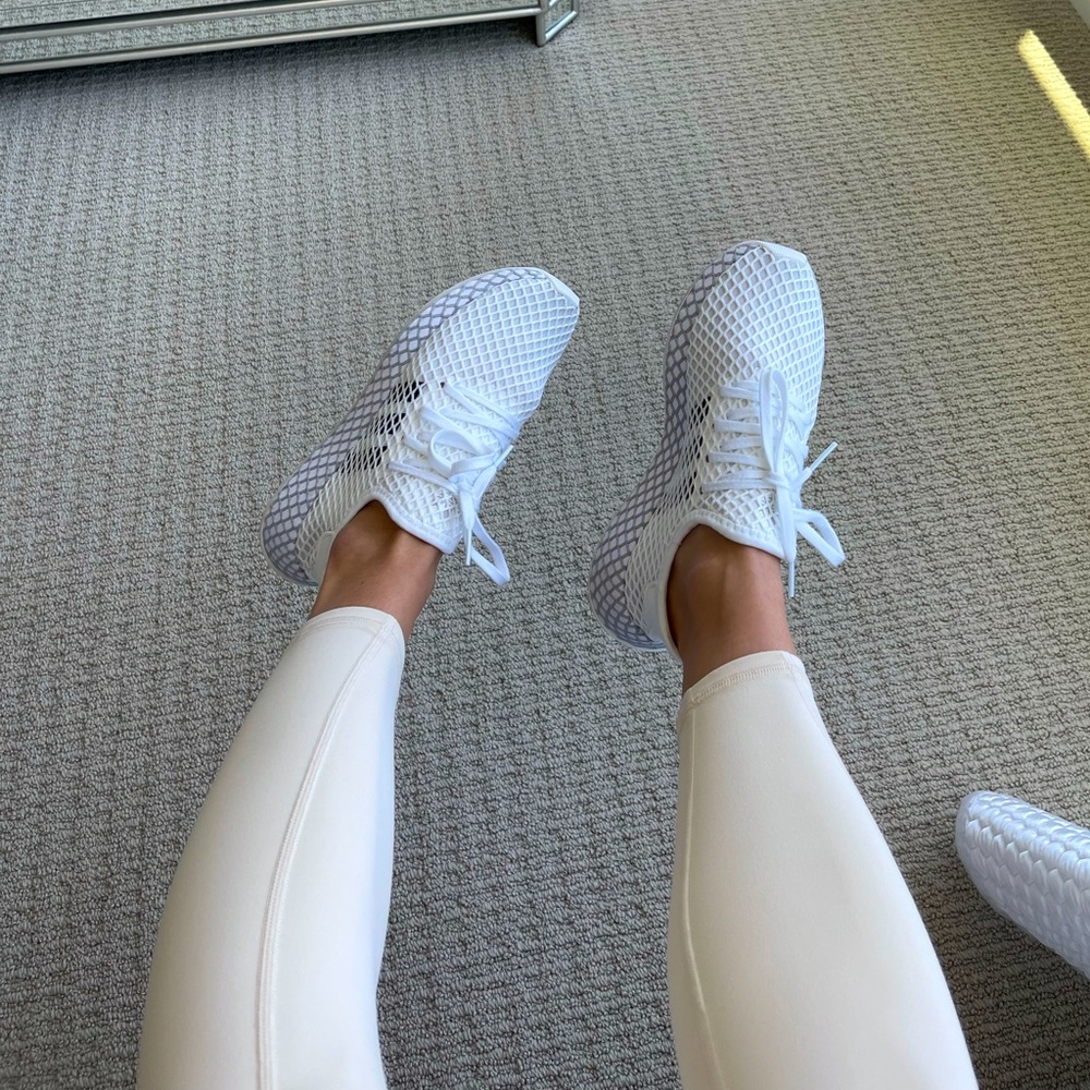 Adidas sneakers 👟 DEERUPT white size 4.5 kids